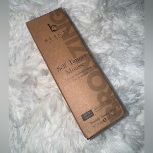 NWB Beauty by Earth Self Tanner Mousse Fair to Medium 3.3oz